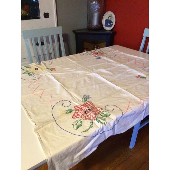 Vintage Dining Vintage Table Cover Embroidered Tablelinen 38 X 4